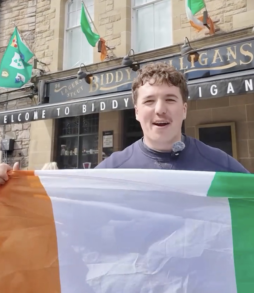 Biddy Mulligan's pub Edinburgh, vidéo virale du barman qui retourne le drapeau irlandais pour révéler les couleurs ivoiriennes, Coupe du Monde 2026